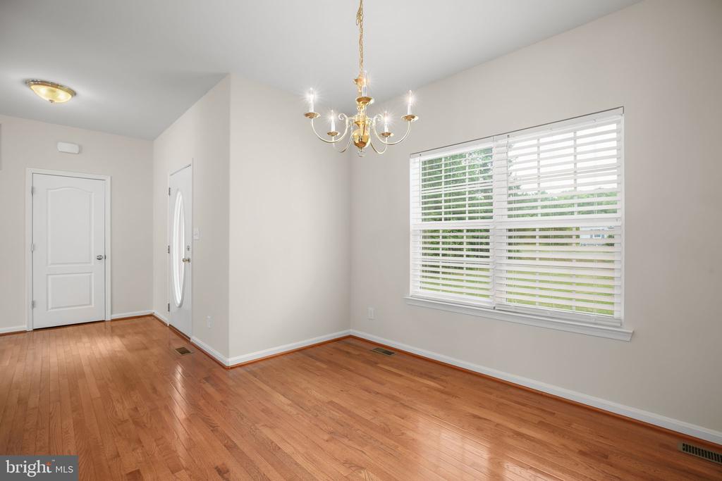 10509 WOODLAND DR, FREDERICKSBURG, Virginia 22407, 3 Bedrooms Bedrooms, ,2 BathroomsBathrooms,Residential,10509 WOODLAND DR,VASP2042484 MLS # VASP2042484 10509 WOODLAND DR, FREDERICKSBURG, Virginia 22407, 3 Bedrooms Bedrooms, ,2 BathroomsBathrooms,Residential,10509 WOODLAND DR,VASP2042484 MLS # VASP2042484