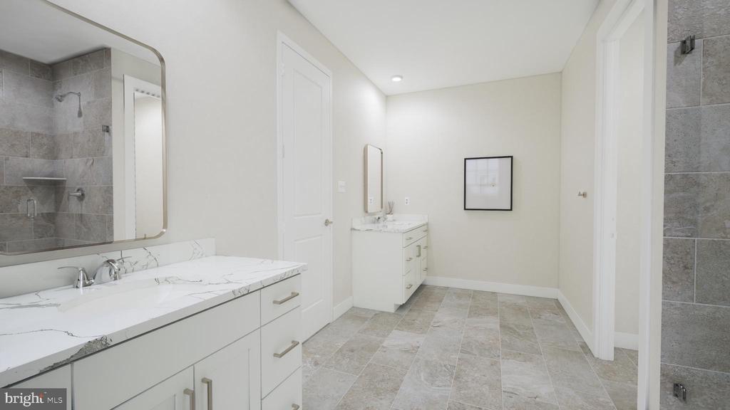 5160 CARTERS CROSSING AVE, MARSHALL, Virginia 20115, 5 Bedrooms Bedrooms, ,4 BathroomsBathrooms,Residential,5160 CARTERS CROSSING AVE,VAFQ2022474 MLS # VAFQ2022474