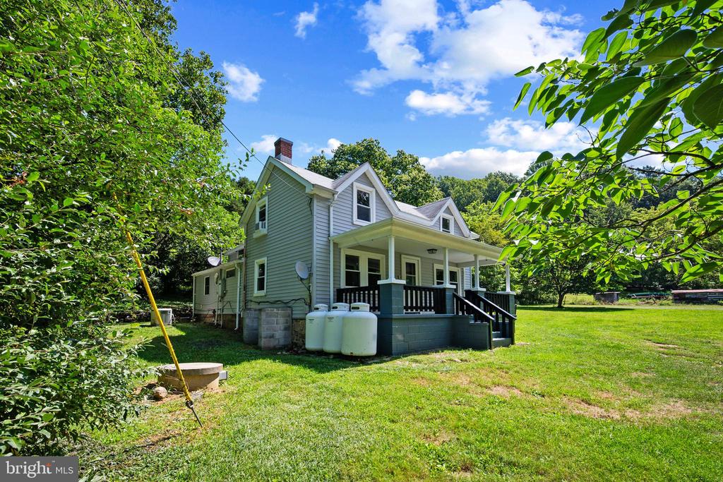 145 WEAKLEY LN, STANLEY, Virginia 22851, 3 Bedrooms Bedrooms, ,2 BathroomsBathrooms,Residential,145 WEAKLEY LN,VAPA2006540 MLS # VAPA2006540