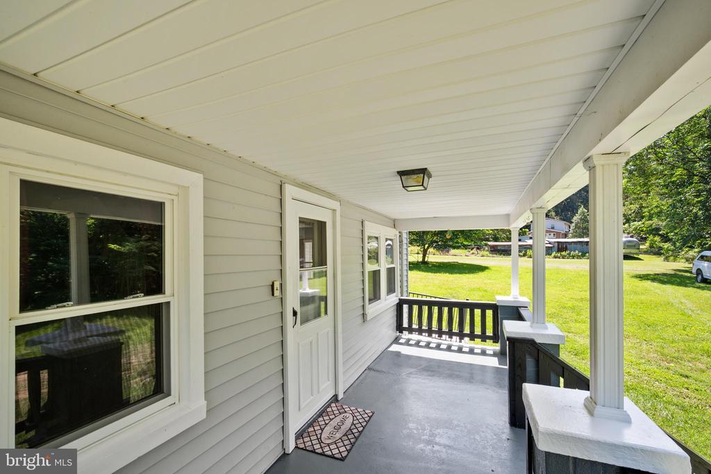 145 WEAKLEY LN, STANLEY, Virginia 22851, 3 Bedrooms Bedrooms, ,2 BathroomsBathrooms,Residential,145 WEAKLEY LN,VAPA2006540 MLS # VAPA2006540