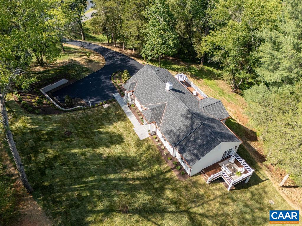 935 EMERSON DR, CHARLOTTESVILLE, Virginia 22901, 4 Bedrooms Bedrooms, ,3 BathroomsBathrooms,Residential,935 EMERSON DR,678182 MLS # 678182 935 EMERSON DR, CHARLOTTESVILLE, Virginia 22901, 4 Bedrooms Bedrooms, ,3 BathroomsBathrooms,Residential,935 EMERSON DR,678182 MLS # 678182