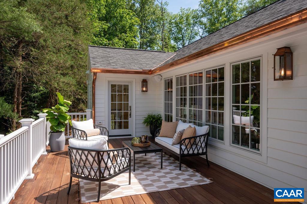 935 EMERSON DR, CHARLOTTESVILLE, Virginia 22901, 4 Bedrooms Bedrooms, ,3 BathroomsBathrooms,Residential,935 EMERSON DR,678182 MLS # 678182 935 EMERSON DR, CHARLOTTESVILLE, Virginia 22901, 4 Bedrooms Bedrooms, ,3 BathroomsBathrooms,Residential,935 EMERSON DR,678182 MLS # 678182