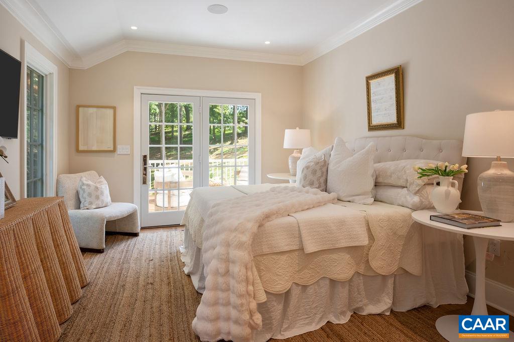 935 EMERSON DR, CHARLOTTESVILLE, Virginia 22901, 4 Bedrooms Bedrooms, ,3 BathroomsBathrooms,Residential,935 EMERSON DR,678182 MLS # 678182 935 EMERSON DR, CHARLOTTESVILLE, Virginia 22901, 4 Bedrooms Bedrooms, ,3 BathroomsBathrooms,Residential,935 EMERSON DR,678182 MLS # 678182