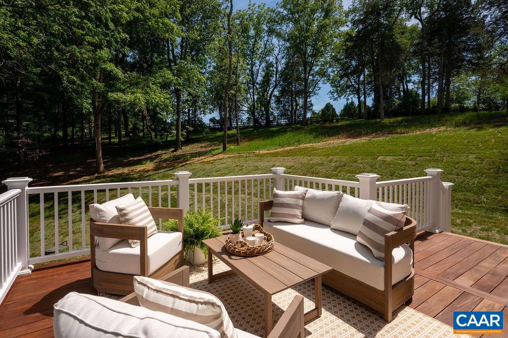 935 EMERSON DR, CHARLOTTESVILLE, Virginia 22901, 4 Bedrooms Bedrooms, ,3 BathroomsBathrooms,Residential,935 EMERSON DR,678182 MLS # 678182 935 EMERSON DR, CHARLOTTESVILLE, Virginia 22901, 4 Bedrooms Bedrooms, ,3 BathroomsBathrooms,Residential,935 EMERSON DR,678182 MLS # 678182