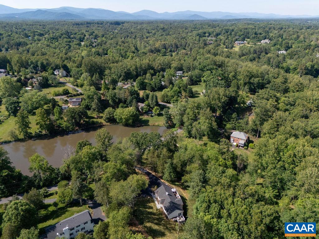 935 EMERSON DR, CHARLOTTESVILLE, Virginia 22901, 4 Bedrooms Bedrooms, ,3 BathroomsBathrooms,Residential,935 EMERSON DR,678182 MLS # 678182 935 EMERSON DR, CHARLOTTESVILLE, Virginia 22901, 4 Bedrooms Bedrooms, ,3 BathroomsBathrooms,Residential,935 EMERSON DR,678182 MLS # 678182