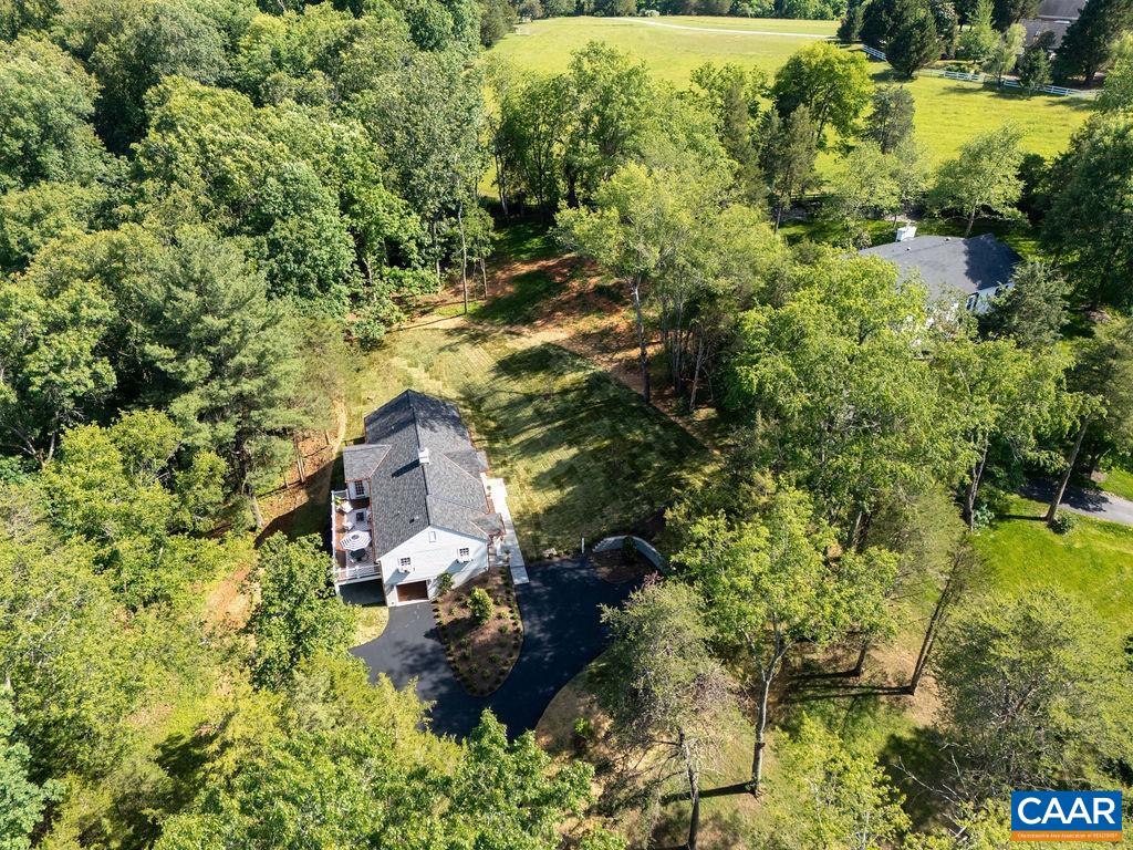 935 EMERSON DR, CHARLOTTESVILLE, Virginia 22901, 4 Bedrooms Bedrooms, ,3 BathroomsBathrooms,Residential,935 EMERSON DR,678182 MLS # 678182 935 EMERSON DR, CHARLOTTESVILLE, Virginia 22901, 4 Bedrooms Bedrooms, ,3 BathroomsBathrooms,Residential,935 EMERSON DR,678182 MLS # 678182