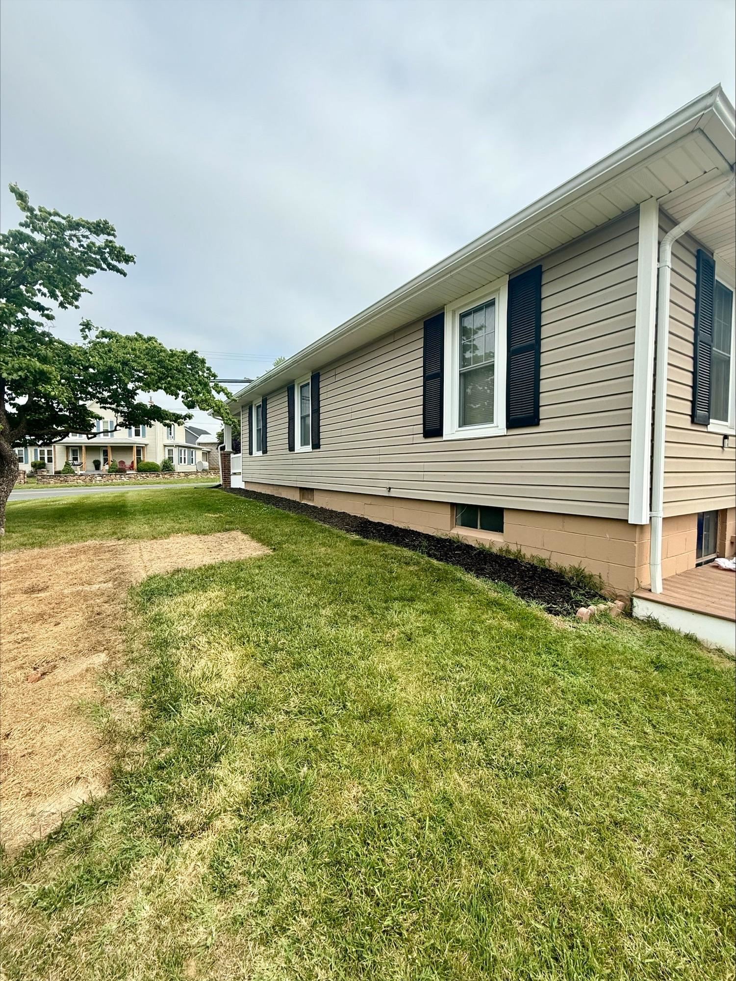 635 MASON ST, DAYTON, Virginia 22821, 3 Bedrooms Bedrooms, ,1 BathroomBathrooms,Residential,635 MASON ST,678240 MLS # 678240