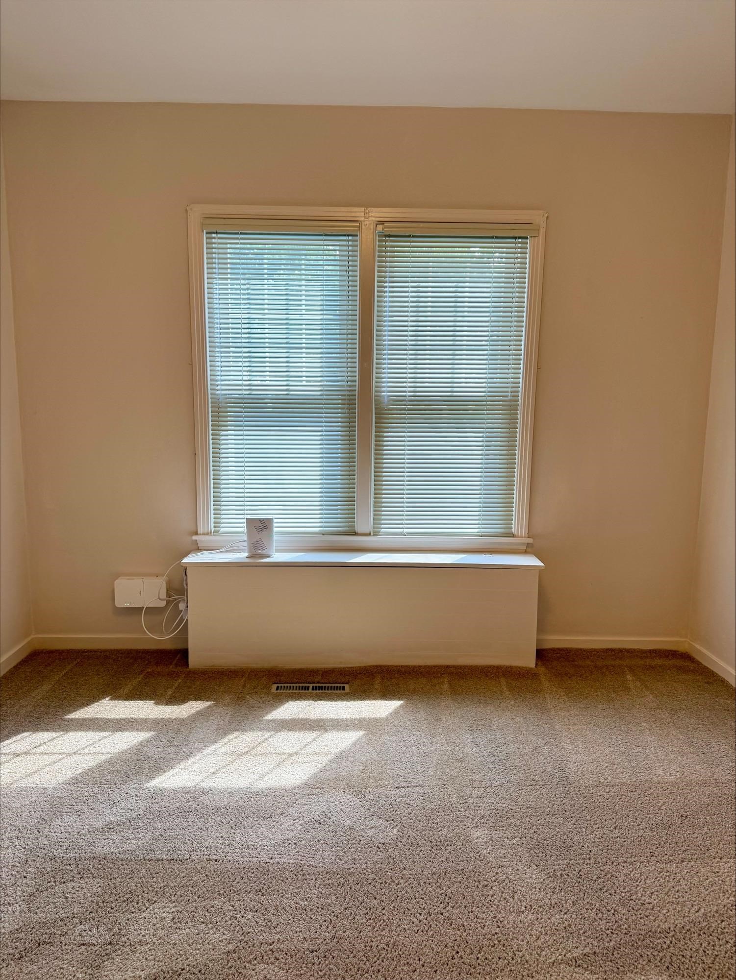 635 MASON ST, DAYTON, Virginia 22821, 3 Bedrooms Bedrooms, ,1 BathroomBathrooms,Residential,635 MASON ST,678240 MLS # 678240