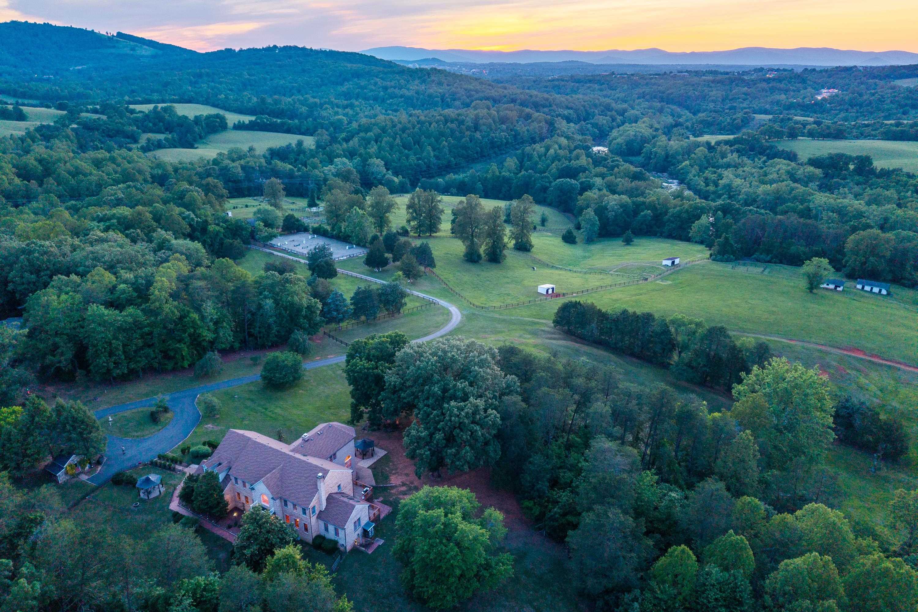 1636 MILTON RD, CHARLOTTESVILLE, Virginia 22902, 7 Bedrooms Bedrooms, ,5 BathroomsBathrooms,Residential,1636 MILTON RD,678242 MLS # 678242 1636 MILTON RD, CHARLOTTESVILLE, Virginia 22902, 7 Bedrooms Bedrooms, ,5 BathroomsBathrooms,Residential,1636 MILTON RD,678242 MLS # 678242