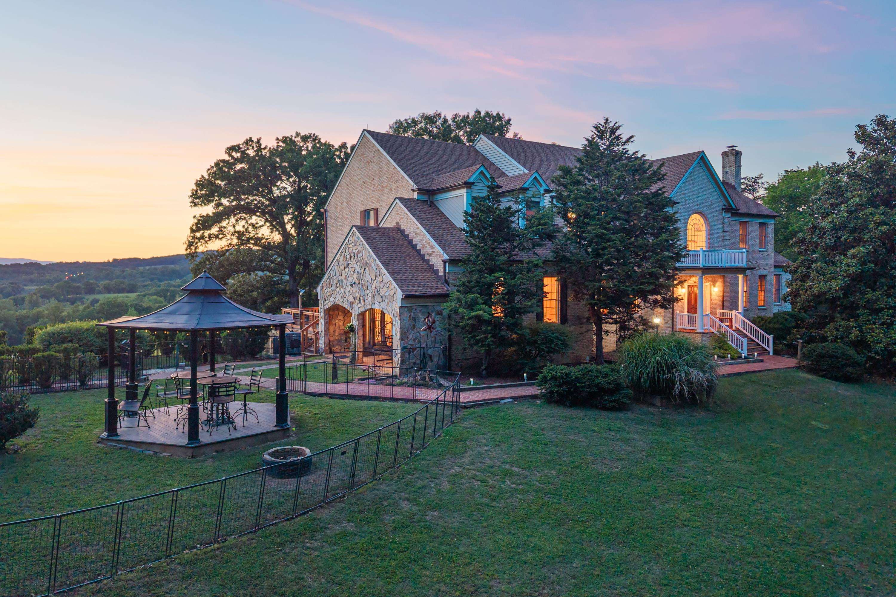 1636 MILTON RD, CHARLOTTESVILLE, Virginia 22902, 7 Bedrooms Bedrooms, ,5 BathroomsBathrooms,Residential,1636 MILTON RD,678242 MLS # 678242 1636 MILTON RD, CHARLOTTESVILLE, Virginia 22902, 7 Bedrooms Bedrooms, ,5 BathroomsBathrooms,Residential,1636 MILTON RD,678242 MLS # 678242