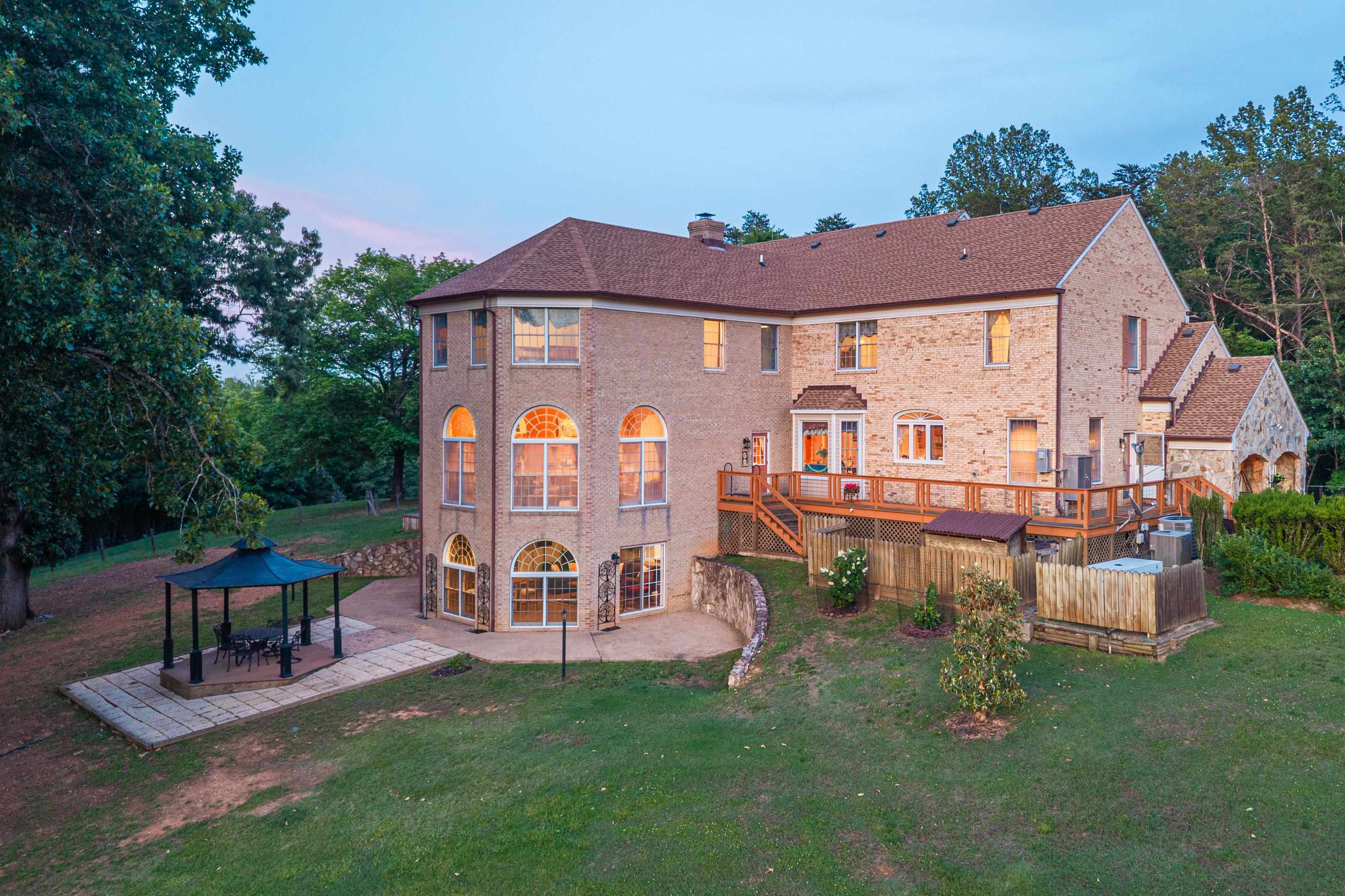 1636 MILTON RD, CHARLOTTESVILLE, Virginia 22902, 7 Bedrooms Bedrooms, ,5 BathroomsBathrooms,Residential,1636 MILTON RD,678242 MLS # 678242 1636 MILTON RD, CHARLOTTESVILLE, Virginia 22902, 7 Bedrooms Bedrooms, ,5 BathroomsBathrooms,Residential,1636 MILTON RD,678242 MLS # 678242