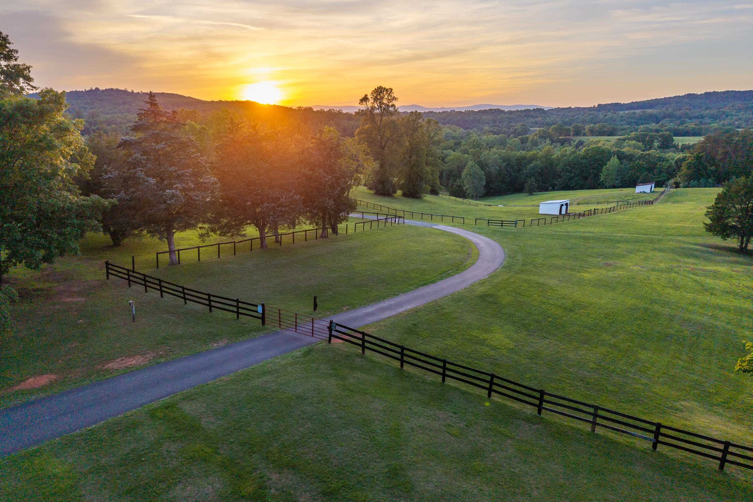 1636 MILTON RD, CHARLOTTESVILLE, Virginia 22902, 7 Bedrooms Bedrooms, ,5 BathroomsBathrooms,Residential,1636 MILTON RD,678242 MLS # 678242 1636 MILTON RD, CHARLOTTESVILLE, Virginia 22902, 7 Bedrooms Bedrooms, ,5 BathroomsBathrooms,Residential,1636 MILTON RD,678242 MLS # 678242