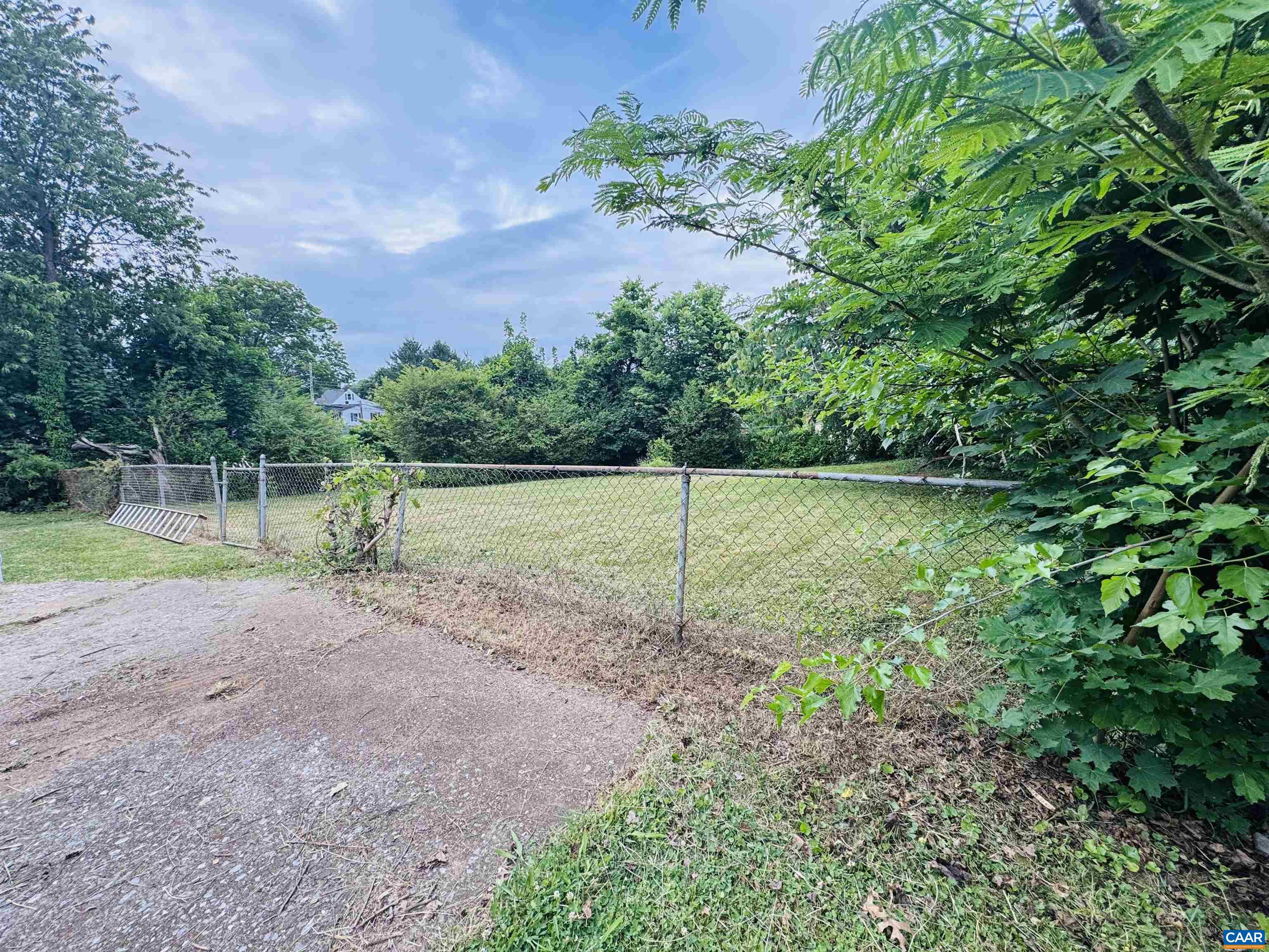 1607 SKYMONT CR, STAUNTON, Virginia 24401, 4 Bedrooms Bedrooms, ,1 BathroomBathrooms,Residential,Renovated cutie!,1607 SKYMONT CR,678250 MLS # 678250 1607 SKYMONT CR, STAUNTON, Virginia 24401, 4 Bedrooms Bedrooms, ,1 BathroomBathrooms,Residential,Renovated cutie!,1607 SKYMONT CR,678250 MLS # 678250