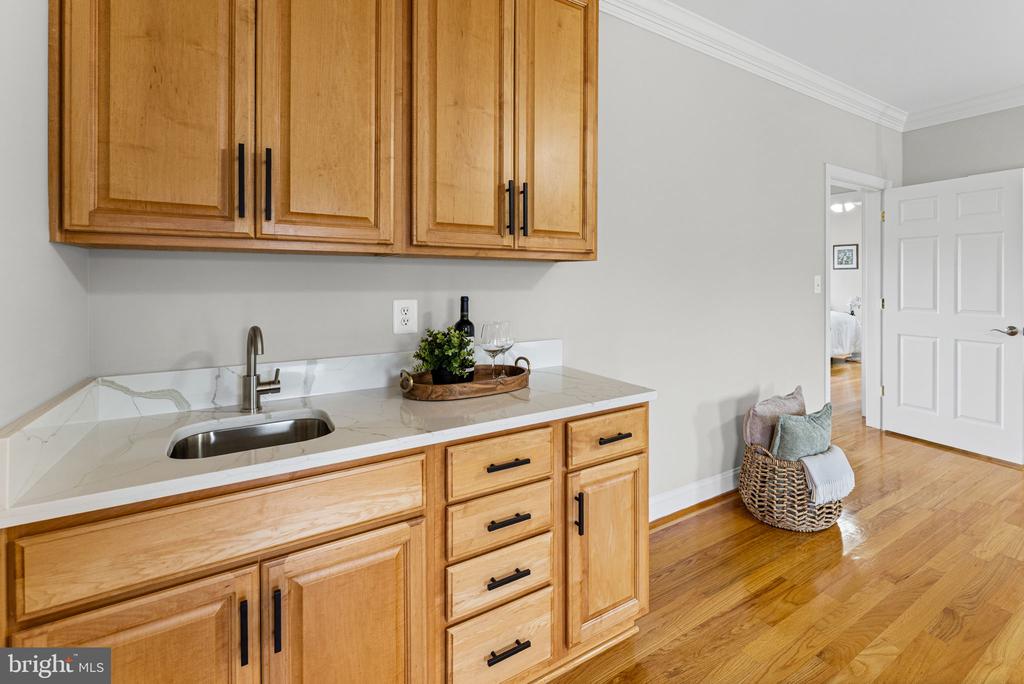 6272 BLACKWELL RD, WARRENTON, Virginia 20187, 6 Bedrooms Bedrooms, ,5 BathroomsBathrooms,Residential,6272 BLACKWELL RD,VAFQ2022178 MLS # VAFQ2022178 6272 BLACKWELL RD, WARRENTON, Virginia 20187, 6 Bedrooms Bedrooms, ,5 BathroomsBathrooms,Residential,6272 BLACKWELL RD,VAFQ2022178 MLS # VAFQ2022178