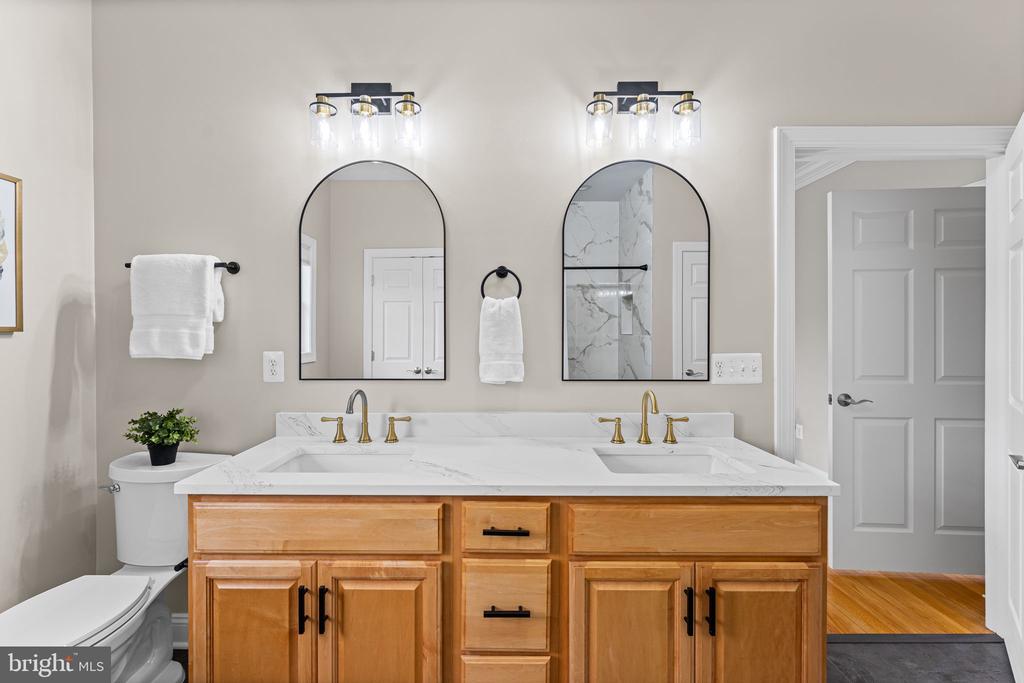 6272 BLACKWELL RD, WARRENTON, Virginia 20187, 6 Bedrooms Bedrooms, ,5 BathroomsBathrooms,Residential,6272 BLACKWELL RD,VAFQ2022178 MLS # VAFQ2022178 6272 BLACKWELL RD, WARRENTON, Virginia 20187, 6 Bedrooms Bedrooms, ,5 BathroomsBathrooms,Residential,6272 BLACKWELL RD,VAFQ2022178 MLS # VAFQ2022178