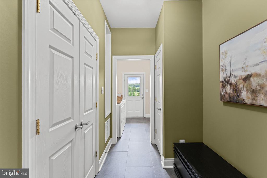 6272 BLACKWELL RD, WARRENTON, Virginia 20187, 6 Bedrooms Bedrooms, ,5 BathroomsBathrooms,Residential,6272 BLACKWELL RD,VAFQ2022178 MLS # VAFQ2022178 6272 BLACKWELL RD, WARRENTON, Virginia 20187, 6 Bedrooms Bedrooms, ,5 BathroomsBathrooms,Residential,6272 BLACKWELL RD,VAFQ2022178 MLS # VAFQ2022178