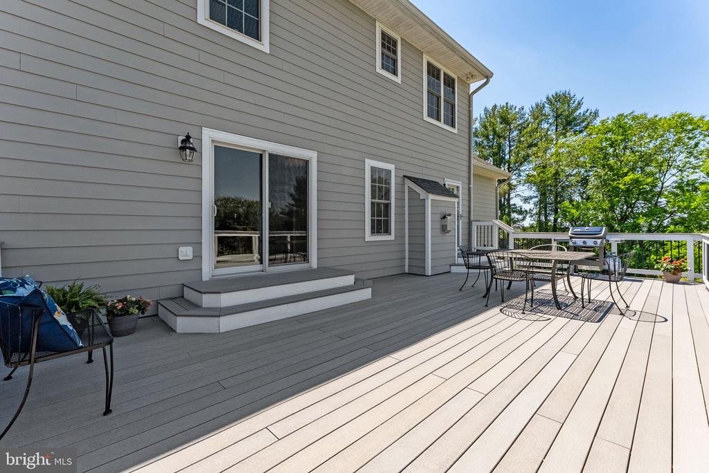 6272 BLACKWELL RD, WARRENTON, Virginia 20187, 6 Bedrooms Bedrooms, ,5 BathroomsBathrooms,Residential,6272 BLACKWELL RD,VAFQ2022178 MLS # VAFQ2022178 6272 BLACKWELL RD, WARRENTON, Virginia 20187, 6 Bedrooms Bedrooms, ,5 BathroomsBathrooms,Residential,6272 BLACKWELL RD,VAFQ2022178 MLS # VAFQ2022178