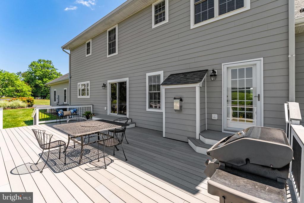 6272 BLACKWELL RD, WARRENTON, Virginia 20187, 6 Bedrooms Bedrooms, ,5 BathroomsBathrooms,Residential,6272 BLACKWELL RD,VAFQ2022178 MLS # VAFQ2022178 6272 BLACKWELL RD, WARRENTON, Virginia 20187, 6 Bedrooms Bedrooms, ,5 BathroomsBathrooms,Residential,6272 BLACKWELL RD,VAFQ2022178 MLS # VAFQ2022178