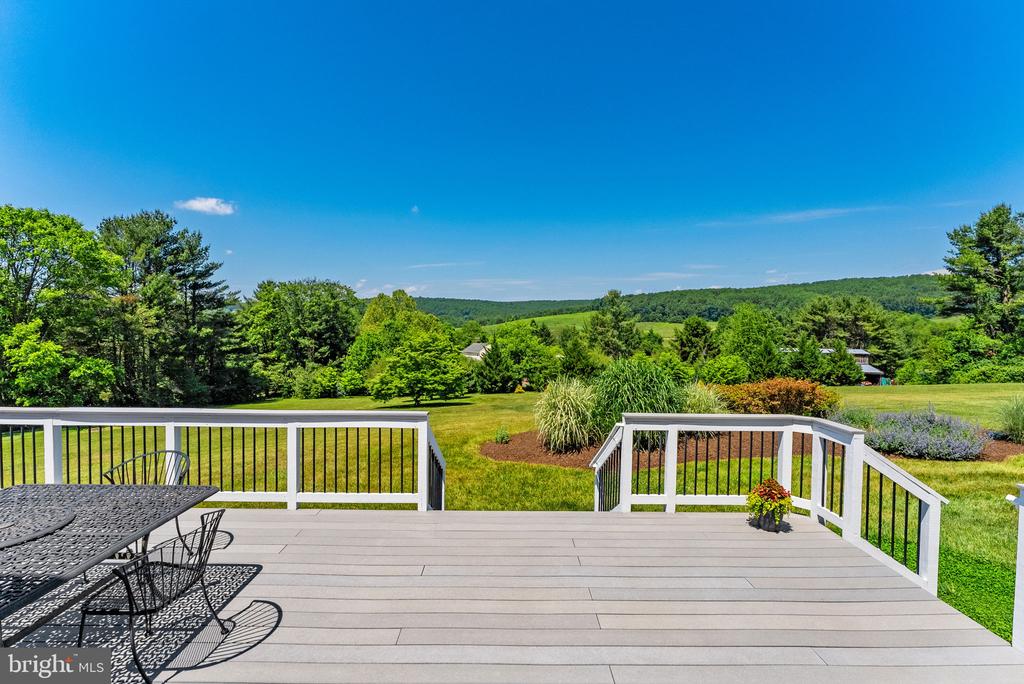 6272 BLACKWELL RD, WARRENTON, Virginia 20187, 6 Bedrooms Bedrooms, ,5 BathroomsBathrooms,Residential,6272 BLACKWELL RD,VAFQ2022178 MLS # VAFQ2022178 6272 BLACKWELL RD, WARRENTON, Virginia 20187, 6 Bedrooms Bedrooms, ,5 BathroomsBathrooms,Residential,6272 BLACKWELL RD,VAFQ2022178 MLS # VAFQ2022178