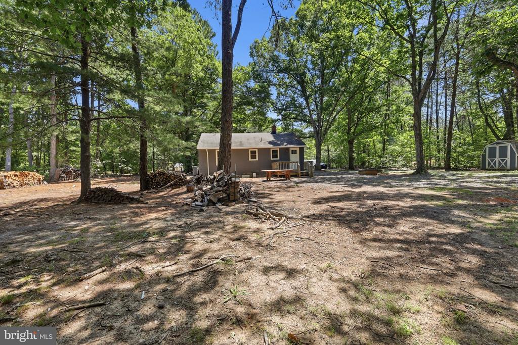 483 HADEN MARTIN RD, PALMYRA, Virginia 22963, 2 Bedrooms Bedrooms, ,1 BathroomBathrooms,Residential,483 HADEN MARTIN RD,VAFN2000694 MLS # VAFN2000694 483 HADEN MARTIN RD, PALMYRA, Virginia 22963, 2 Bedrooms Bedrooms, ,1 BathroomBathrooms,Residential,483 HADEN MARTIN RD,VAFN2000694 MLS # VAFN2000694