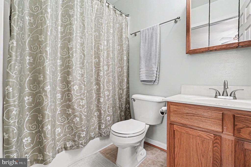 5718 LUCAS ST, FREDERICKSBURG, Virginia 22407, 3 Bedrooms Bedrooms, ,2 BathroomsBathrooms,Residential,5718 LUCAS ST,VASP2040574 MLS # VASP2040574