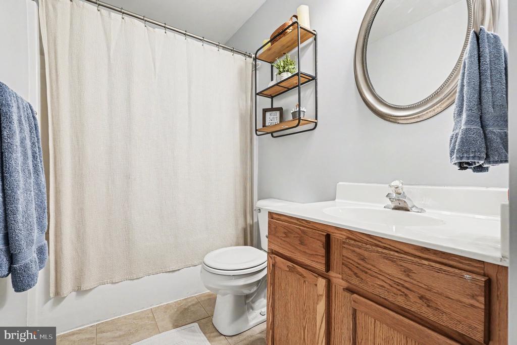 5718 LUCAS ST, FREDERICKSBURG, Virginia 22407, 3 Bedrooms Bedrooms, ,2 BathroomsBathrooms,Residential,5718 LUCAS ST,VASP2040574 MLS # VASP2040574