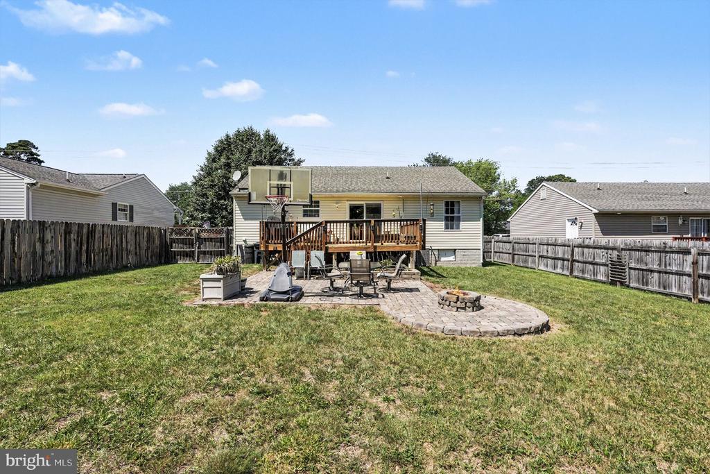 5718 LUCAS ST, FREDERICKSBURG, Virginia 22407, 3 Bedrooms Bedrooms, ,2 BathroomsBathrooms,Residential,5718 LUCAS ST,VASP2040574 MLS # VASP2040574