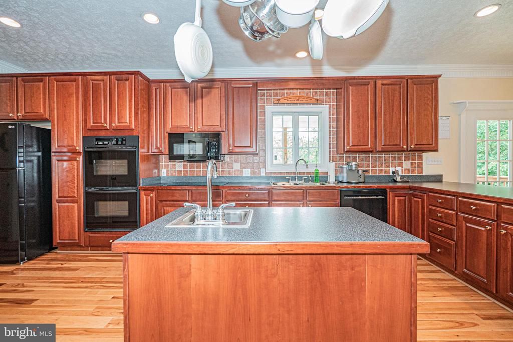 127 SMITH HERITAGE LN, BOSTON, Virginia 22713, 5 Bedrooms Bedrooms, ,4 BathroomsBathrooms,Residential,127 SMITH HERITAGE LN,VARP2002684 MLS # VARP2002684 127 SMITH HERITAGE LN, BOSTON, Virginia 22713, 5 Bedrooms Bedrooms, ,4 BathroomsBathrooms,Residential,127 SMITH HERITAGE LN,VARP2002684 MLS # VARP2002684