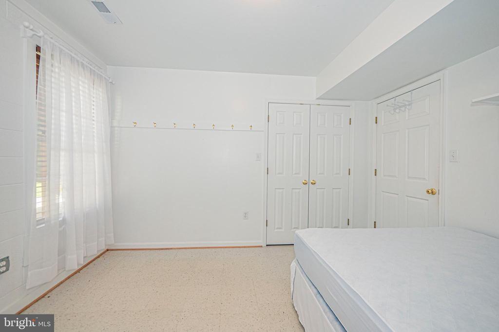 127 SMITH HERITAGE LN, BOSTON, Virginia 22713, 5 Bedrooms Bedrooms, ,4 BathroomsBathrooms,Residential,127 SMITH HERITAGE LN,VARP2002684 MLS # VARP2002684 127 SMITH HERITAGE LN, BOSTON, Virginia 22713, 5 Bedrooms Bedrooms, ,4 BathroomsBathrooms,Residential,127 SMITH HERITAGE LN,VARP2002684 MLS # VARP2002684