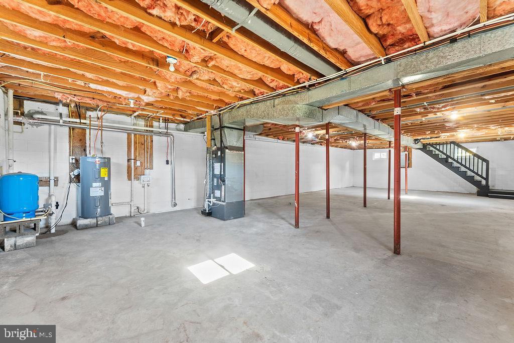 6806 S ROXBURY MILL RD, SPOTSYLVANIA, Virginia 22551, 4 Bedrooms Bedrooms, ,2 BathroomsBathrooms,Residential,6806 S ROXBURY MILL RD,VASP2042700 MLS # VASP2042700 6806 S ROXBURY MILL RD, SPOTSYLVANIA, Virginia 22551, 4 Bedrooms Bedrooms, ,2 BathroomsBathrooms,Residential,6806 S ROXBURY MILL RD,VASP2042700 MLS # VASP2042700