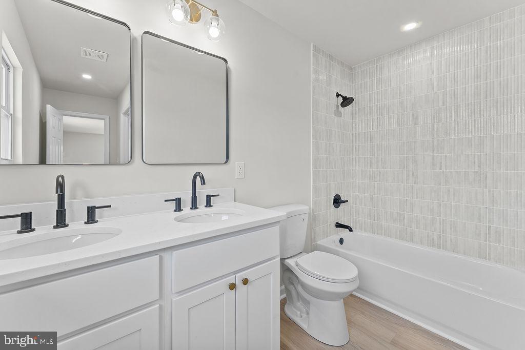 6806 S ROXBURY MILL RD, SPOTSYLVANIA, Virginia 22551, 4 Bedrooms Bedrooms, ,2 BathroomsBathrooms,Residential,6806 S ROXBURY MILL RD,VASP2042700 MLS # VASP2042700 6806 S ROXBURY MILL RD, SPOTSYLVANIA, Virginia 22551, 4 Bedrooms Bedrooms, ,2 BathroomsBathrooms,Residential,6806 S ROXBURY MILL RD,VASP2042700 MLS # VASP2042700