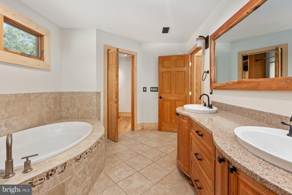 12808 FAULCONERS CT, SPOTSYLVANIA, Virginia 22551, 3 Bedrooms Bedrooms, ,3 BathroomsBathrooms,Residential,12808 FAULCONERS CT,VASP2042508 MLS # VASP2042508 12808 FAULCONERS CT, SPOTSYLVANIA, Virginia 22551, 3 Bedrooms Bedrooms, ,3 BathroomsBathrooms,Residential,12808 FAULCONERS CT,VASP2042508 MLS # VASP2042508