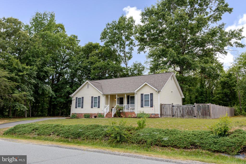 6300 TAVERNEER LN, SPOTSYLVANIA, Virginia 22551, 3 Bedrooms Bedrooms, ,2 BathroomsBathrooms,Residential,6300 TAVERNEER LN,VASP2042696 MLS # VASP2042696 6300 TAVERNEER LN, SPOTSYLVANIA, Virginia 22551, 3 Bedrooms Bedrooms, ,2 BathroomsBathrooms,Residential,6300 TAVERNEER LN,VASP2042696 MLS # VASP2042696