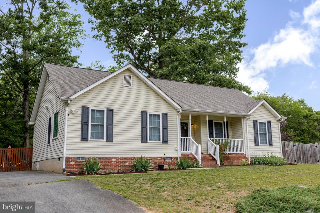 6300 TAVERNEER LN, SPOTSYLVANIA, Virginia 22551, 3 Bedrooms Bedrooms, ,2 BathroomsBathrooms,Residential,6300 TAVERNEER LN,VASP2042696 MLS # VASP2042696 6300 TAVERNEER LN, SPOTSYLVANIA, Virginia 22551, 3 Bedrooms Bedrooms, ,2 BathroomsBathrooms,Residential,6300 TAVERNEER LN,VASP2042696 MLS # VASP2042696
