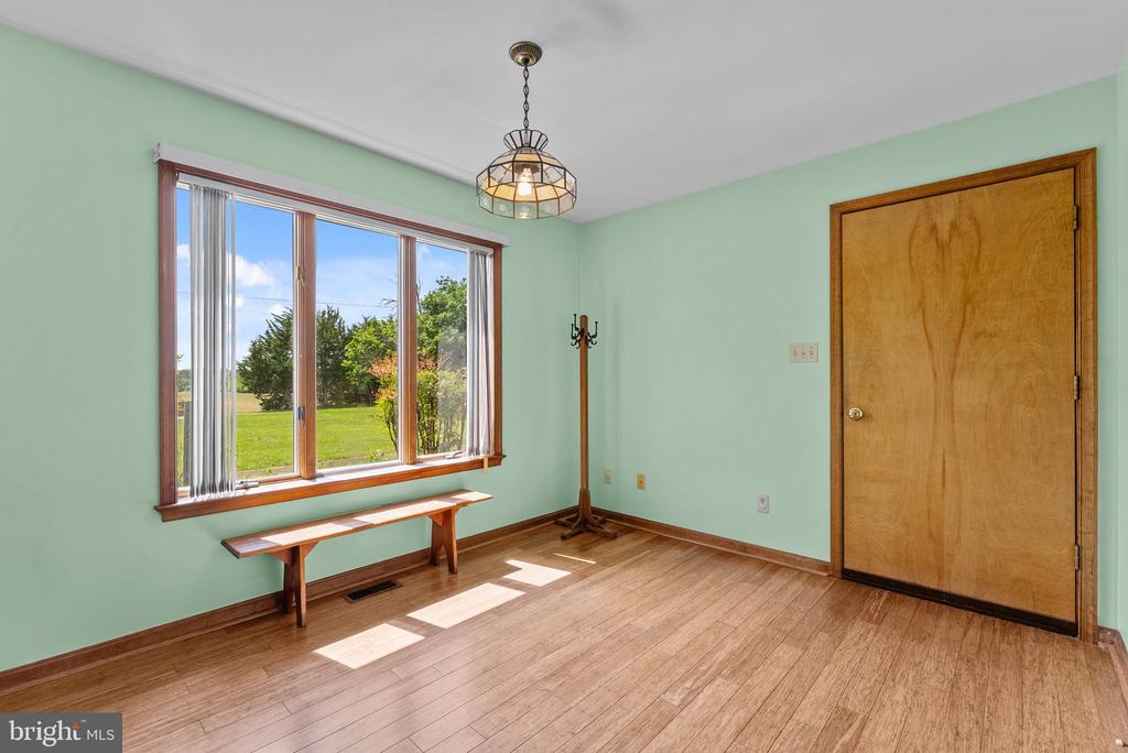 11889 CEMETERY RD, REMINGTON, Virginia 22734, 3 Bedrooms Bedrooms, ,2 BathroomsBathrooms,Residential,11889 CEMETERY RD,VAFQ2022476 MLS # VAFQ2022476