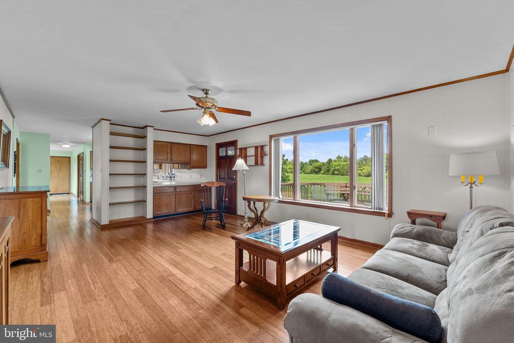 11889 CEMETERY RD, REMINGTON, Virginia 22734, 3 Bedrooms Bedrooms, ,2 BathroomsBathrooms,Residential,11889 CEMETERY RD,VAFQ2022476 MLS # VAFQ2022476