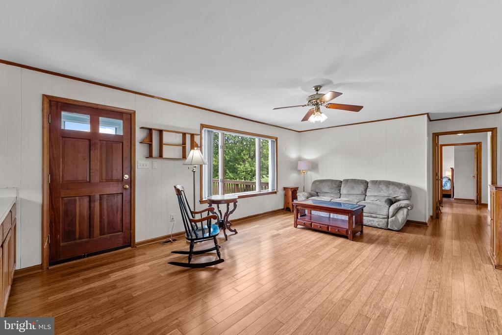 11889 CEMETERY RD, REMINGTON, Virginia 22734, 3 Bedrooms Bedrooms, ,2 BathroomsBathrooms,Residential,11889 CEMETERY RD,VAFQ2022476 MLS # VAFQ2022476