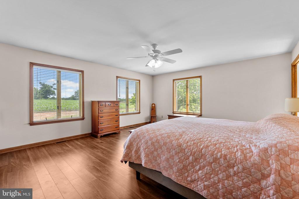 11889 CEMETERY RD, REMINGTON, Virginia 22734, 3 Bedrooms Bedrooms, ,2 BathroomsBathrooms,Residential,11889 CEMETERY RD,VAFQ2022476 MLS # VAFQ2022476