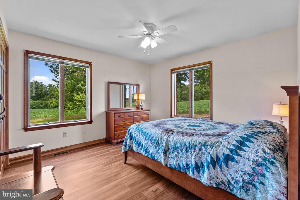 11889 CEMETERY RD, REMINGTON, Virginia 22734, 3 Bedrooms Bedrooms, ,2 BathroomsBathrooms,Residential,11889 CEMETERY RD,VAFQ2022476 MLS # VAFQ2022476