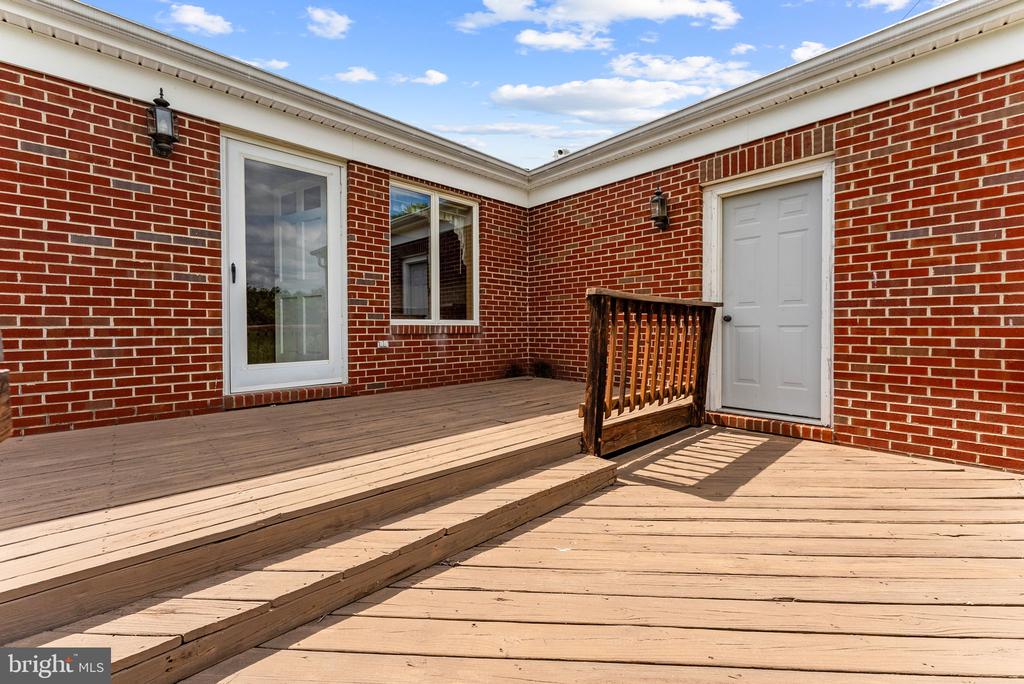 11889 CEMETERY RD, REMINGTON, Virginia 22734, 3 Bedrooms Bedrooms, ,2 BathroomsBathrooms,Residential,11889 CEMETERY RD,VAFQ2022476 MLS # VAFQ2022476