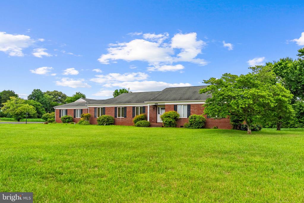 11889 CEMETERY RD, REMINGTON, Virginia 22734, 3 Bedrooms Bedrooms, ,2 BathroomsBathrooms,Residential,11889 CEMETERY RD,VAFQ2022476 MLS # VAFQ2022476