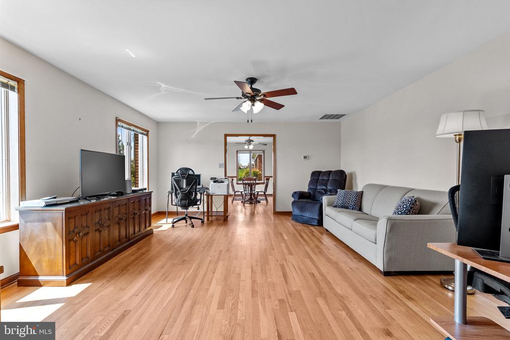 11889 CEMETERY RD, REMINGTON, Virginia 22734, 3 Bedrooms Bedrooms, ,2 BathroomsBathrooms,Residential,11889 CEMETERY RD,VAFQ2022476 MLS # VAFQ2022476