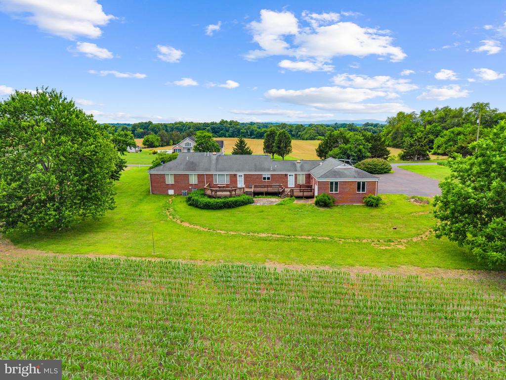 11889 CEMETERY RD, REMINGTON, Virginia 22734, 3 Bedrooms Bedrooms, ,2 BathroomsBathrooms,Residential,11889 CEMETERY RD,VAFQ2022476 MLS # VAFQ2022476