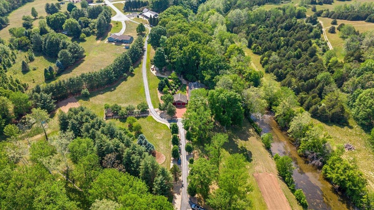 356 RIVER VIEW DR, VERONA, Virginia 24482, 4 Bedrooms Bedrooms, ,3 BathroomsBathrooms,Residential,356 RIVER VIEW DR,677637 MLS # 677637 356 RIVER VIEW DR, VERONA, Virginia 24482, 4 Bedrooms Bedrooms, ,3 BathroomsBathrooms,Residential,356 RIVER VIEW DR,677637 MLS # 677637