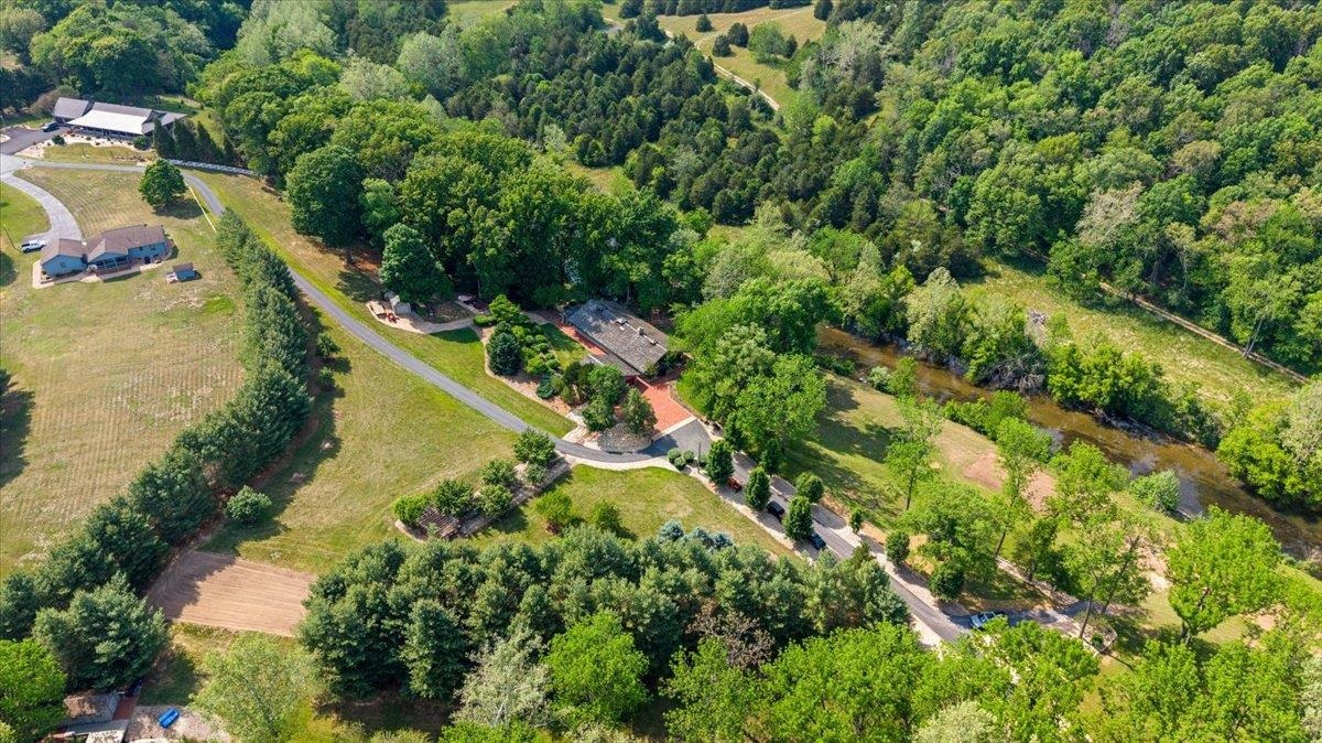 356 RIVER VIEW DR, VERONA, Virginia 24482, 4 Bedrooms Bedrooms, ,3 BathroomsBathrooms,Residential,356 RIVER VIEW DR,677637 MLS # 677637 356 RIVER VIEW DR, VERONA, Virginia 24482, 4 Bedrooms Bedrooms, ,3 BathroomsBathrooms,Residential,356 RIVER VIEW DR,677637 MLS # 677637