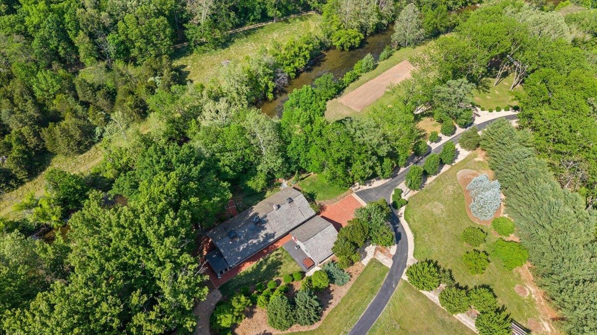 356 RIVER VIEW DR, VERONA, Virginia 24482, 4 Bedrooms Bedrooms, ,3 BathroomsBathrooms,Residential,356 RIVER VIEW DR,677637 MLS # 677637 356 RIVER VIEW DR, VERONA, Virginia 24482, 4 Bedrooms Bedrooms, ,3 BathroomsBathrooms,Residential,356 RIVER VIEW DR,677637 MLS # 677637