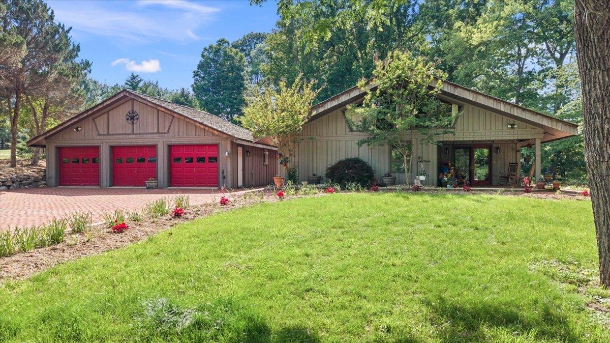 356 RIVER VIEW DR, VERONA, Virginia 24482, 4 Bedrooms Bedrooms, ,3 BathroomsBathrooms,Residential,356 RIVER VIEW DR,677637 MLS # 677637 356 RIVER VIEW DR, VERONA, Virginia 24482, 4 Bedrooms Bedrooms, ,3 BathroomsBathrooms,Residential,356 RIVER VIEW DR,677637 MLS # 677637