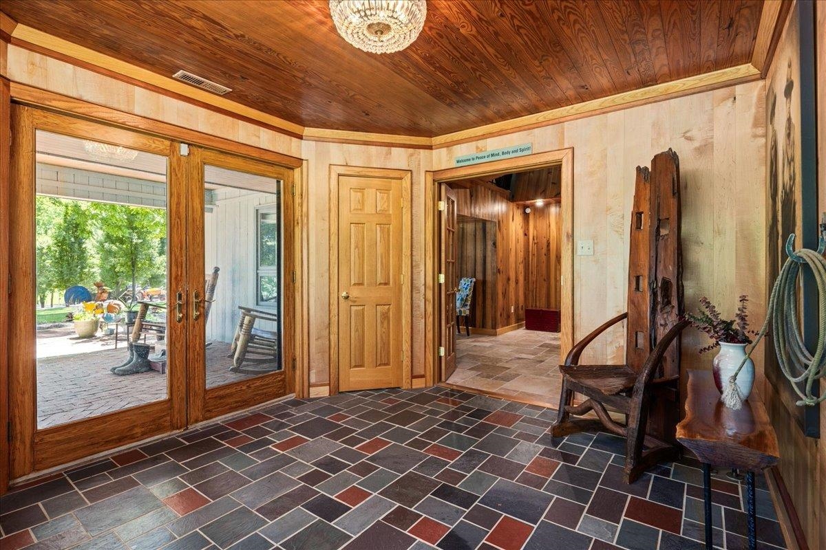 356 RIVER VIEW DR, VERONA, Virginia 24482, 4 Bedrooms Bedrooms, ,3 BathroomsBathrooms,Residential,356 RIVER VIEW DR,677637 MLS # 677637 356 RIVER VIEW DR, VERONA, Virginia 24482, 4 Bedrooms Bedrooms, ,3 BathroomsBathrooms,Residential,356 RIVER VIEW DR,677637 MLS # 677637