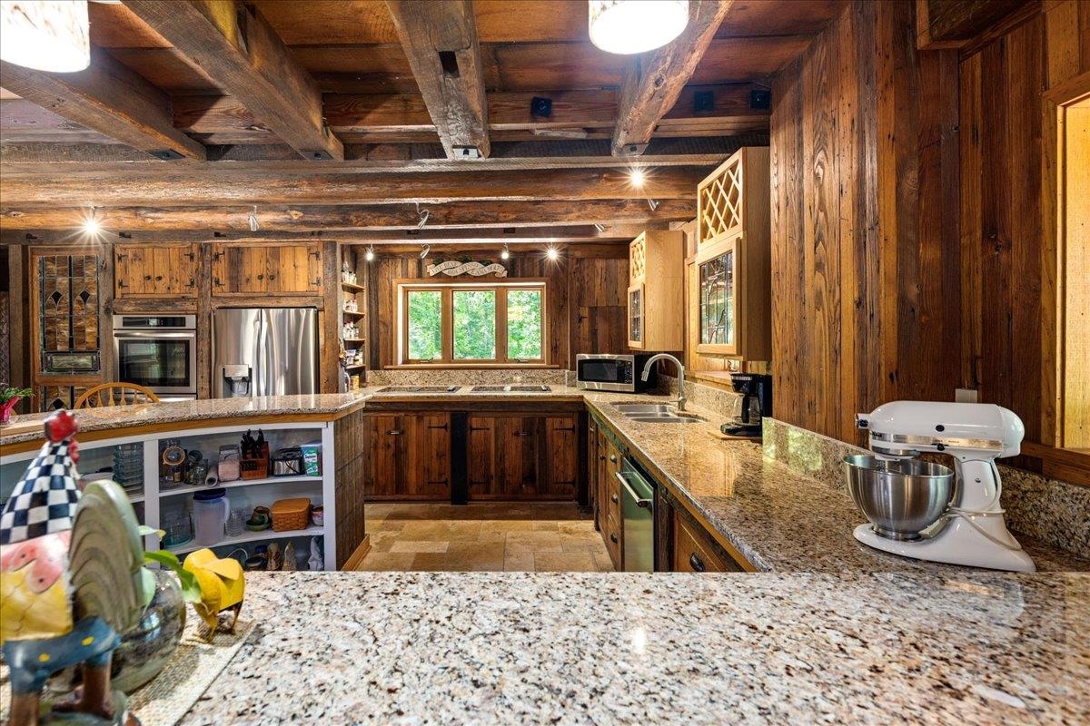 356 RIVER VIEW DR, VERONA, Virginia 24482, 4 Bedrooms Bedrooms, ,3 BathroomsBathrooms,Residential,356 RIVER VIEW DR,677637 MLS # 677637 356 RIVER VIEW DR, VERONA, Virginia 24482, 4 Bedrooms Bedrooms, ,3 BathroomsBathrooms,Residential,356 RIVER VIEW DR,677637 MLS # 677637