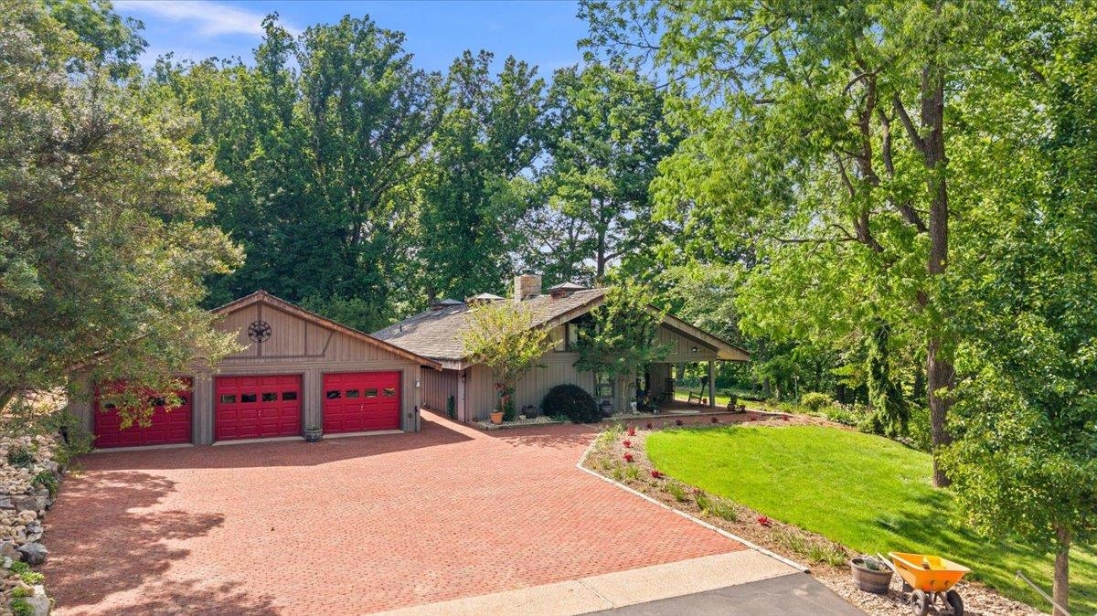 356 RIVER VIEW DR, VERONA, Virginia 24482, 4 Bedrooms Bedrooms, ,3 BathroomsBathrooms,Residential,356 RIVER VIEW DR,677637 MLS # 677637 356 RIVER VIEW DR, VERONA, Virginia 24482, 4 Bedrooms Bedrooms, ,3 BathroomsBathrooms,Residential,356 RIVER VIEW DR,677637 MLS # 677637